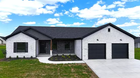 702 Spokane Dr, Richmond, KY 40475