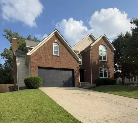 712 Maple Ridge Ln, Lexington, KY 40509
