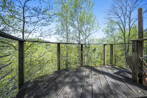 Exterior - 100 Laurel Ln, Stanton, KY 40380 photo 4 of 9