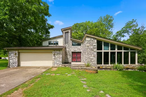 5349 Athens Boonesboro Rd, Lexington, KY 40509