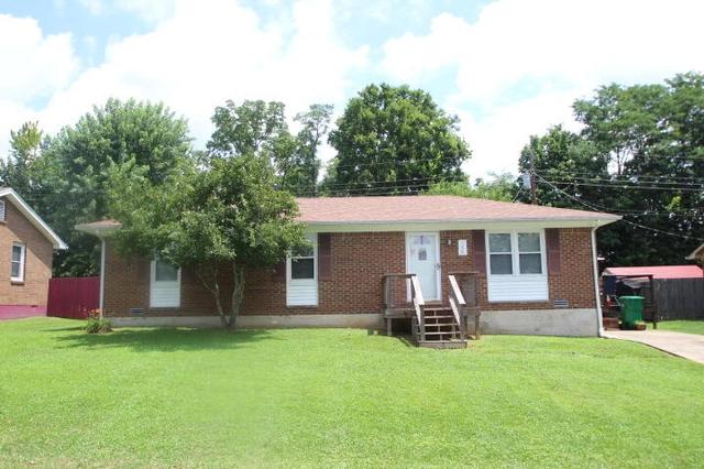 108 Dove Dr, Lawrenceburg, KY 40342