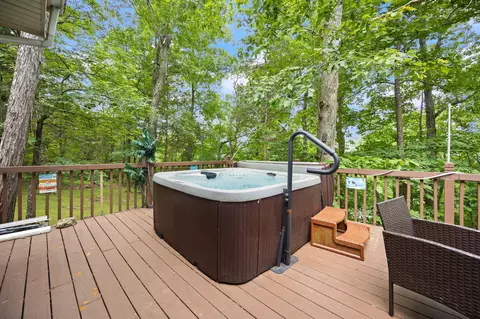 Exterior - 1060 Stone Gate Dr, Burnside, KY 42519 photo 8 of 14