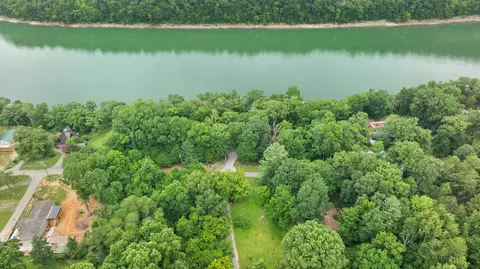 View/Area - 1060 Stone Gate Dr, Burnside, KY 42519 photo 8 of 20