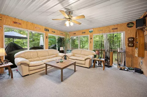 Exterior - 1060 Stone Gate Dr, Burnside, KY 42519 photo 12 of 14
