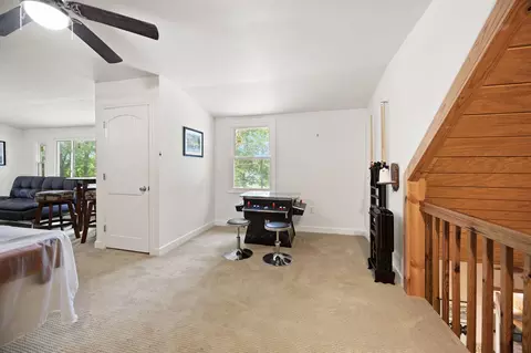 Entry Way - 1060 Stone Gate Dr, Burnside, KY 42519 photo 3 of 3