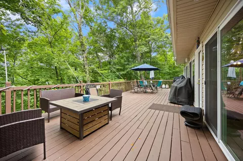 Exterior - 1060 Stone Gate Dr, Burnside, KY 42519 photo 9 of 14