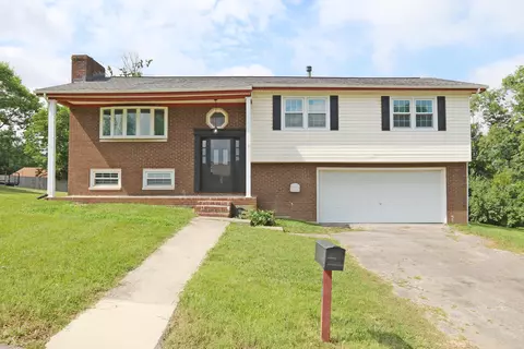 520 Henrico Rd, Harrodsburg, KY 40330