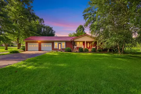 1390 Alton Station Rd, Lawrenceburg, KY 40342