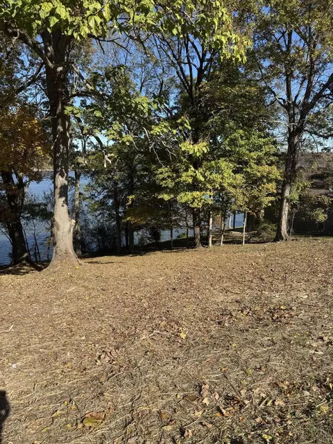 57 Cheekwood Ln, Cadiz, KY 42211