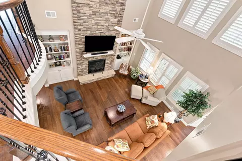 Living - 1955 Cattle Path, Lexington, KY 40509 photo 5 of 5