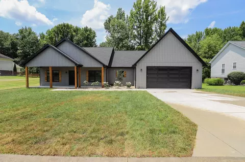 8335 Danube Dr, West Paducah, KY 42086
