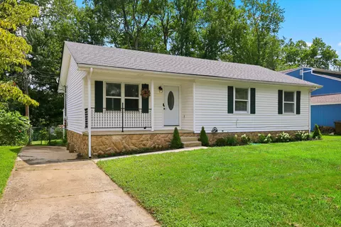 1137 Wood Ridge Rd, Lexington, KY 40514