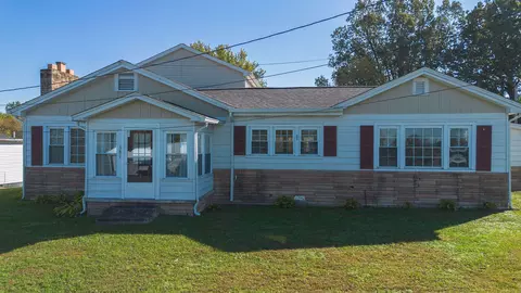 581 S Main St, Calvert City, KY 42029
