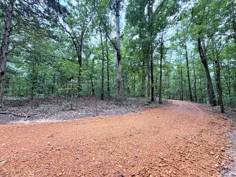 096 0002 Beat Farmer Rd # -D, New Concord, KY 42076