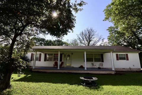 5770 5772 Metropolis Lake Rd, West Paducah, KY 42086