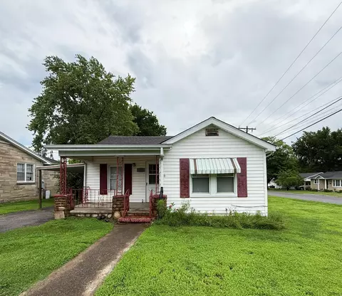 1207 Elm St, Benton, KY 42025
