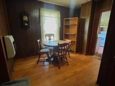 Dining - 719 W Gordon St, Corbin, KY 40701 photo 1 of 1