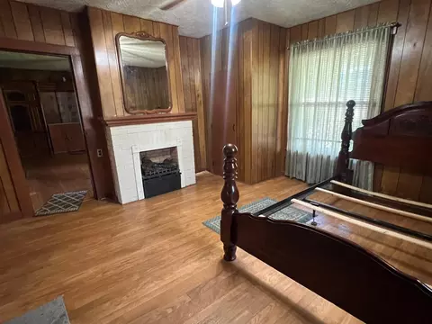 Bedroom - 719 W Gordon St, Corbin, KY 40701 photo 1 of 3