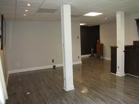 Living - 108 Sheldrake Ct, Georgetown, KY 40324 photo 4 of 5