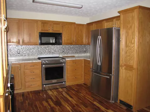 Kitchen - 108 Sheldrake Ct, Georgetown, KY 40324 photo 2 of 6