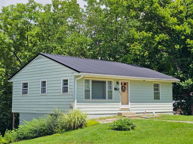 705 Beaumont Ave, Harrodsburg, KY 40330