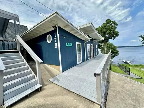 178 Sherwood Dr, Gilbertsville, KY 42044