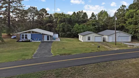 2744 Lakeview Church Rd, Benton, KY 42025
