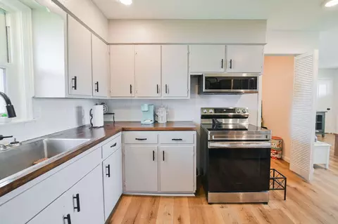 Kitchen - 3089 State Route 58 E, Mayfield, KY 42066 photo 3 of 3