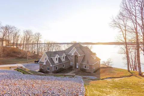 91 Channel Ridge Rd, Cadiz, KY 42211