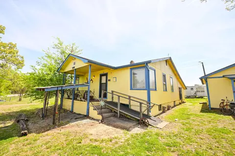 Exterior - 1119 Rowlett Trl, Murray, KY 42071 photo 4 of 12