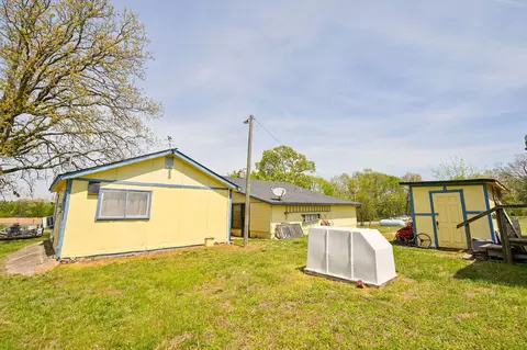 Exterior - 1119 Rowlett Trl, Murray, KY 42071 photo 12 of 12