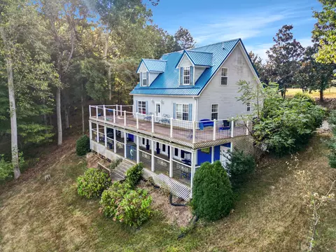 208 Goose Creek Dr, Cadiz, KY 42211