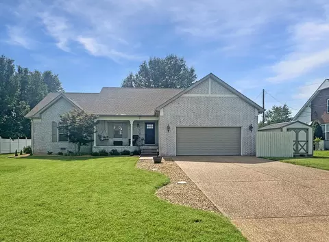 169 North Dr, Almo, KY 42020