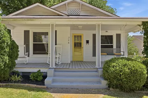 306 S 5th St, Murray, KY 42071