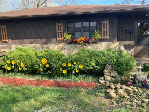 102 Davis St, Monticello, KY 42633