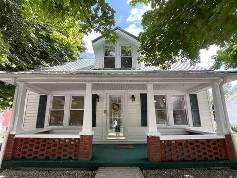 728 Main St, Sharpsburg, KY 40374