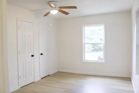 Bedroom - 311 Willow St, Mayfield, KY 42066 photo 9 of 9