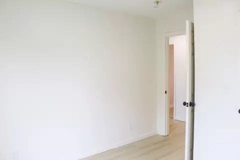 Bedroom - 311 Willow St, Mayfield, KY 42066 photo 5 of 9