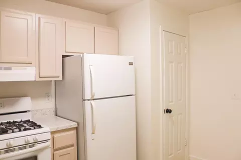 Kitchen - 311 Willow St, Mayfield, KY 42066 photo 1 of 2