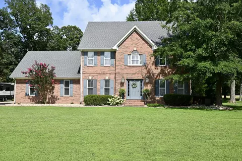 124 Kyabram Dr, Benton, KY 42025