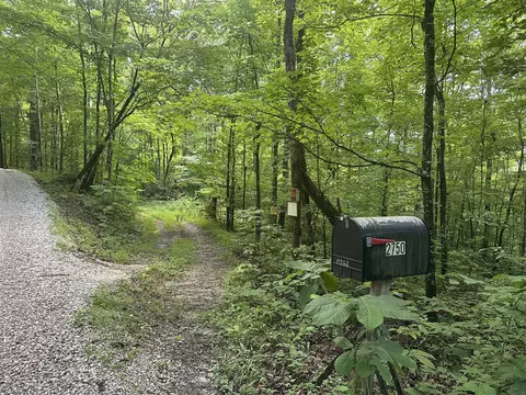 2758 Zion Rd, Monticello, KY 42633