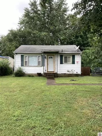 2823 Fairmont St, Paducah, KY 42003