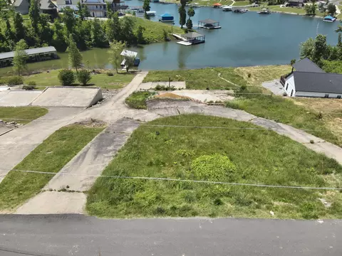551 Sherwood Dr, Gilbertsville, KY 42044