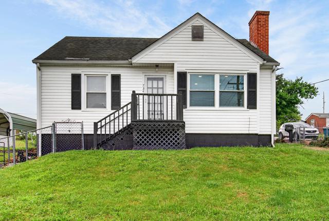 734 Maple Ave, Harrodsburg, KY 40330