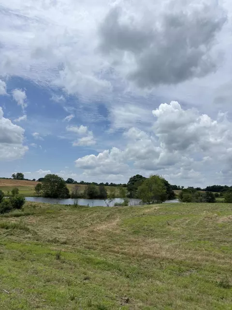 2300 Kirkwood Rd, Salvisa, KY 40372