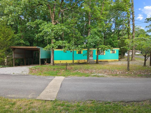 184 Hill Top Rd, Grand Rivers, KY 42045