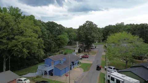 View/Area - 55 Maplehurst Ln, Murray, KY 42071 photo 2 of 3