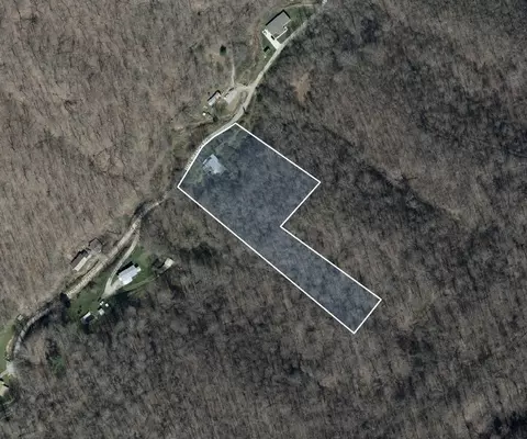 803 Hall Branch Rd, Topmost, KY 41862