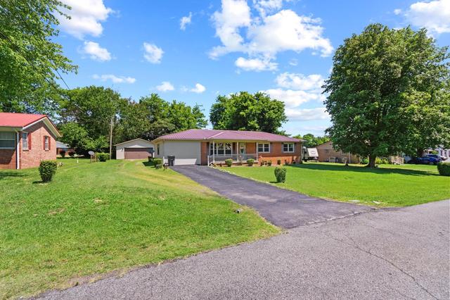125 Grogan Cir, Paducah, KY 42003