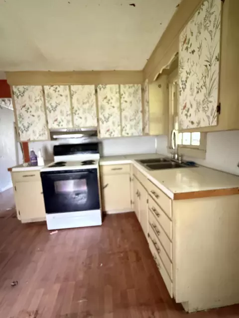 Kitchen - 203 Gilbert St, Hazel, KY 42049 photo 1 of 3
